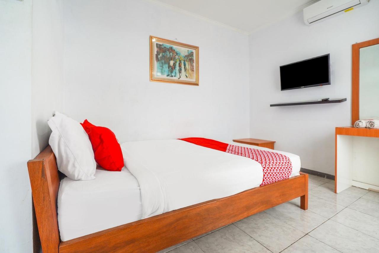 Oyo 91561 Gandhi Hotel 万隆 外观 照片