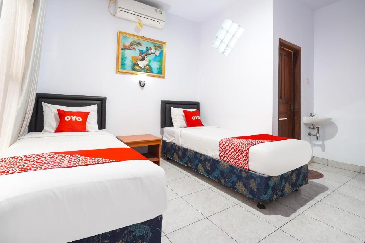 Oyo 91561 Gandhi Hotel 万隆 外观 照片